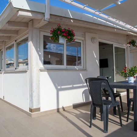 Le Amiche 2 Apartman Marina di Ragusa Kültér fotó
