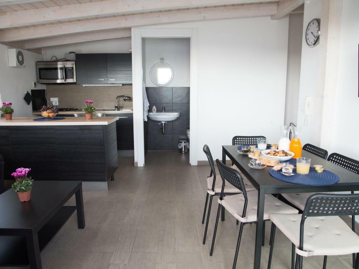Le Amiche 2 Apartman Marina di Ragusa Kültér fotó